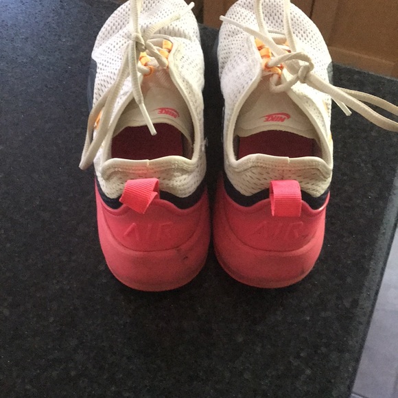 Nike Sneakers - Picture 3 of 4